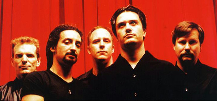 Рок-календарь: 16 лет назад группа Faith No More объявила о своём распаде