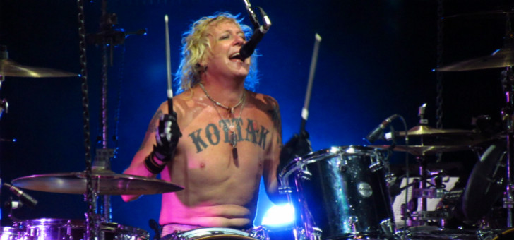 Ударник  Scorpions угодил за решетку