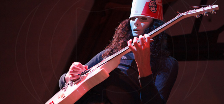 Buckethead отмечает 45-й день рождения